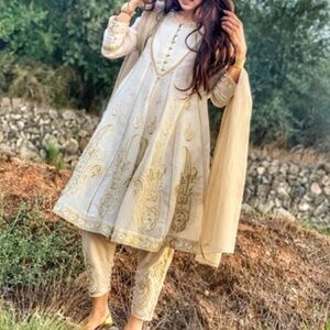 2 Piece Salwar And Kameez